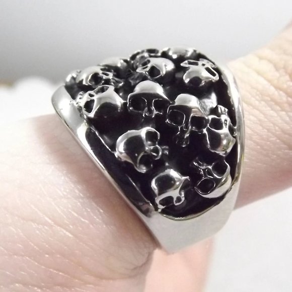 Plus Size Stainless Steel Human Skulls Statement Ring, Size 12.75 - Picture 6 of 10